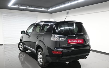 Mitsubishi Outlander III рестайлинг 3, 2008 год, 945 000 рублей, 8 фотография