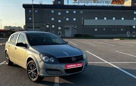 Opel Astra H, 2006 год, 390 000 рублей, 1 фотография