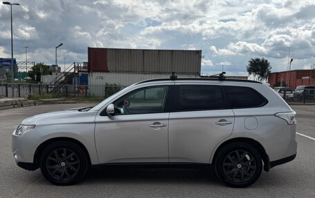 Mitsubishi Outlander III рестайлинг 3, 2012 год, 1 490 000 рублей, 6 фотография