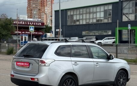 Mitsubishi Outlander III рестайлинг 3, 2012 год, 1 490 000 рублей, 4 фотография