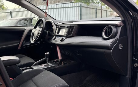 Toyota RAV4, 2016 год, 2 150 000 рублей, 6 фотография