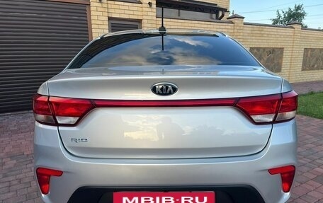 KIA Rio IV, 2017 год, 1 199 999 рублей, 7 фотография
