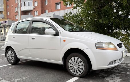 Chevrolet Aveo III, 2005 год, 340 000 рублей, 2 фотография