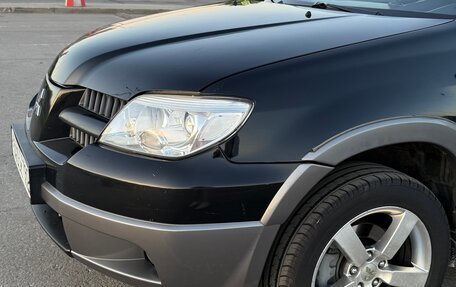Mitsubishi Outlander III рестайлинг 3, 2004 год, 870 000 рублей, 2 фотография