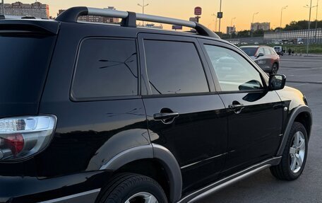 Mitsubishi Outlander III рестайлинг 3, 2004 год, 870 000 рублей, 6 фотография