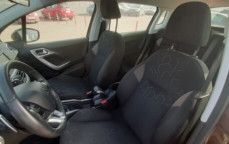 Peugeot 2008 II, 2014 год, 855 000 рублей, 6 фотография