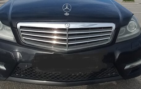 Mercedes-Benz C-Класс, 2012 год, 1 250 000 рублей, 10 фотография