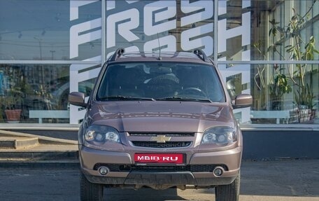 Chevrolet Niva I рестайлинг, 2017 год, 670 000 рублей, 3 фотография