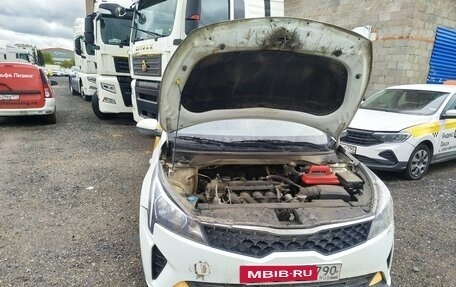KIA Rio IV, 2021 год, 1 080 000 рублей, 13 фотография