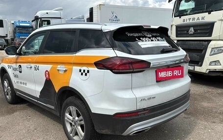 Geely Atlas, 2023 год, 1 580 000 рублей, 4 фотография