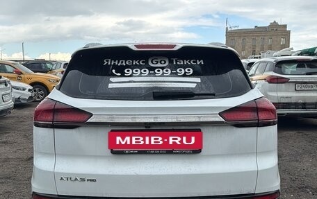 Geely Atlas, 2023 год, 1 560 000 рублей, 8 фотография