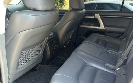 Toyota Land Cruiser 200, 2008 год, 3 600 000 рублей, 8 фотография
