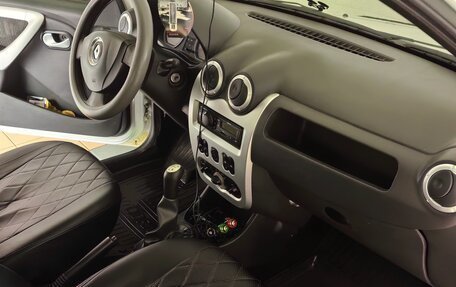Renault Logan I, 2011 год, 450 000 рублей, 2 фотография