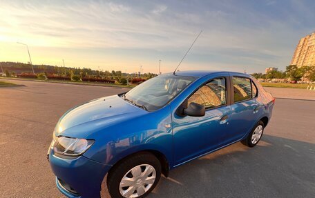 Renault Logan II, 2015 год, 830 000 рублей, 5 фотография