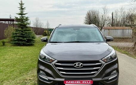 Hyundai Tucson III, 2018 год, 1 990 000 рублей, 2 фотография