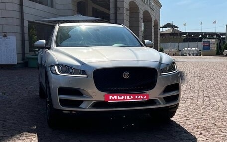 Jaguar F-Pace, 2016 год, 2 фотография