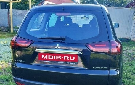 Mitsubishi Pajero Sport II рестайлинг, 2015 год, 1 880 000 рублей, 4 фотография