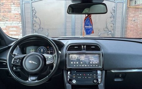 Jaguar F-Pace, 2016 год, 10 фотография