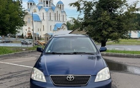 Toyota Corolla, 2003 год, 570 000 рублей, 4 фотография