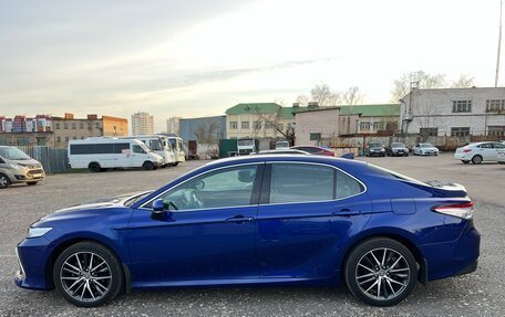 Toyota Camry, 2021 год, 3 080 000 рублей, 4 фотография