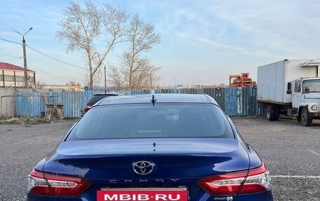 Toyota Camry, 2021 год, 3 080 000 рублей, 8 фотография