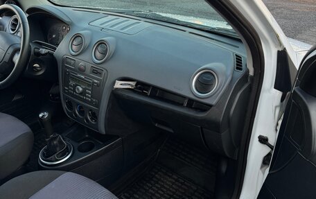 Ford Fusion I, 2010 год, 400 000 рублей, 18 фотография