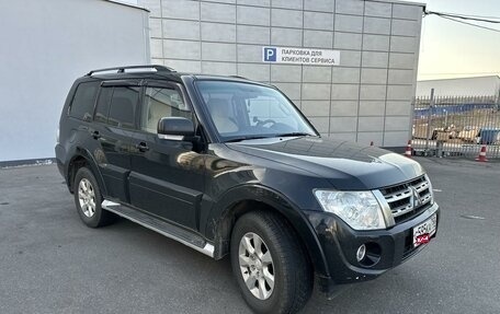 Mitsubishi Pajero IV, 2014 год, 1 935 000 рублей, 2 фотография