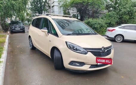 Opel Zafira C рестайлинг, 2018 год, 1 350 000 рублей, 3 фотография