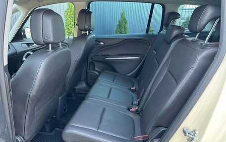 Opel Zafira C рестайлинг, 2018 год, 1 350 000 рублей, 10 фотография