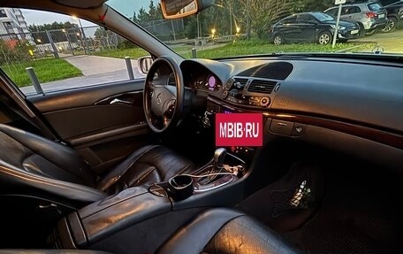 Mercedes-Benz E-Класс, 2003 год, 1 150 000 рублей, 10 фотография