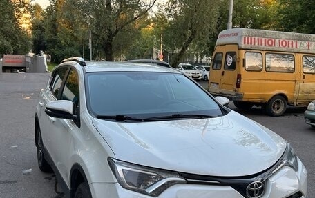 Toyota RAV4, 2017 год, 2 530 000 рублей, 17 фотография