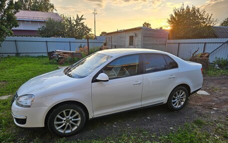 Volkswagen Jetta VI, 2009 год, 650 000 рублей, 4 фотография