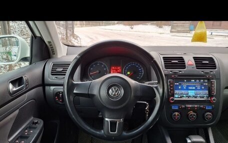Volkswagen Jetta VI, 2009 год, 650 000 рублей, 10 фотография