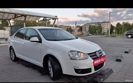 Volkswagen Jetta VI, 2009 год, 650 000 рублей, 5 фотография