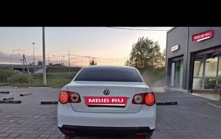 Volkswagen Jetta VI, 2009 год, 650 000 рублей, 6 фотография