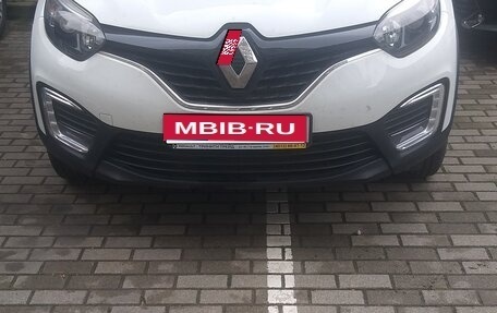 Renault Kaptur I рестайлинг, 2019 год, 1 600 000 рублей, 1 фотография