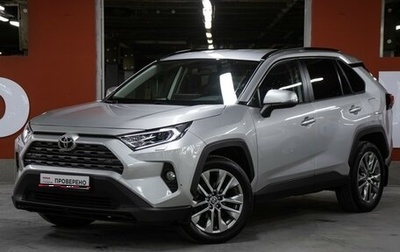 Toyota RAV4, 2021 год, 3 198 000 рублей, 1 фотография