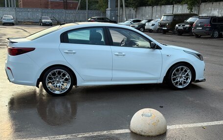 KIA Rio IV, 2018 год, 1 500 000 рублей, 10 фотография