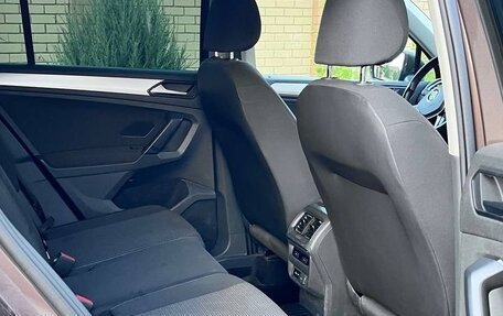 Volkswagen Tiguan II, 2019 год, 2 599 000 рублей, 16 фотография