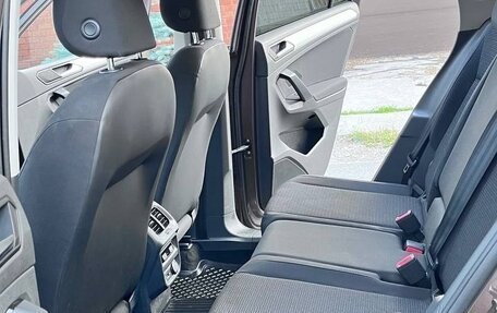 Volkswagen Tiguan II, 2019 год, 2 599 000 рублей, 19 фотография