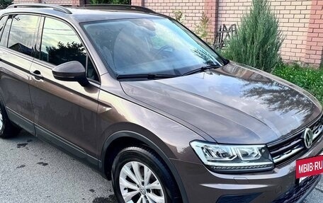 Volkswagen Tiguan II, 2019 год, 2 599 000 рублей, 9 фотография