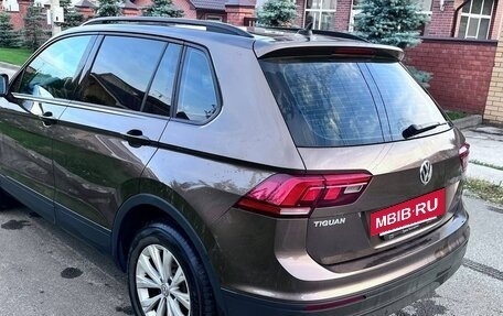 Volkswagen Tiguan II, 2019 год, 2 599 000 рублей, 11 фотография