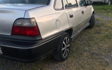Daewoo Nexia I рестайлинг, 2001 год, 120 000 рублей, 5 фотография