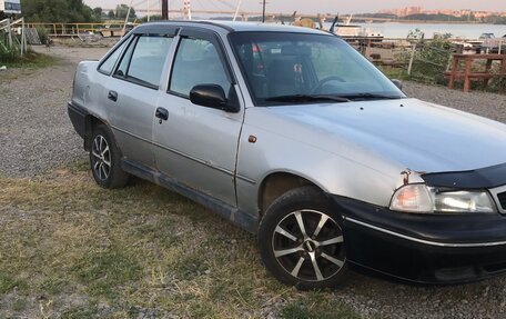 Daewoo Nexia I рестайлинг, 2001 год, 120 000 рублей, 6 фотография