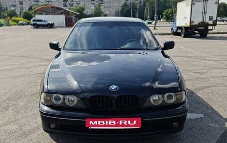 BMW 5 серия, 2002 год, 800 000 рублей, 24 фотография