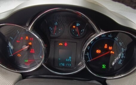 Chevrolet Cruze II, 2012 год, 850 000 рублей, 6 фотография