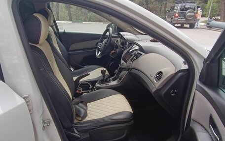Chevrolet Cruze II, 2012 год, 850 000 рублей, 7 фотография