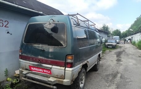 Mitsubishi Delica III, 1996 год, 385 000 рублей, 4 фотография