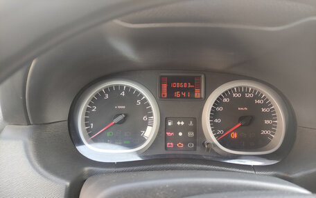 Renault Duster I рестайлинг, 2014 год, 860 000 рублей, 3 фотография