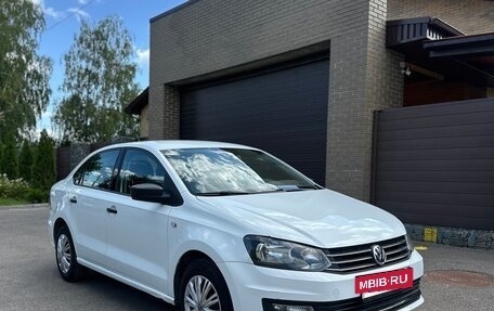 Volkswagen Polo VI (EU Market), 2019 год, 850 000 рублей, 2 фотография